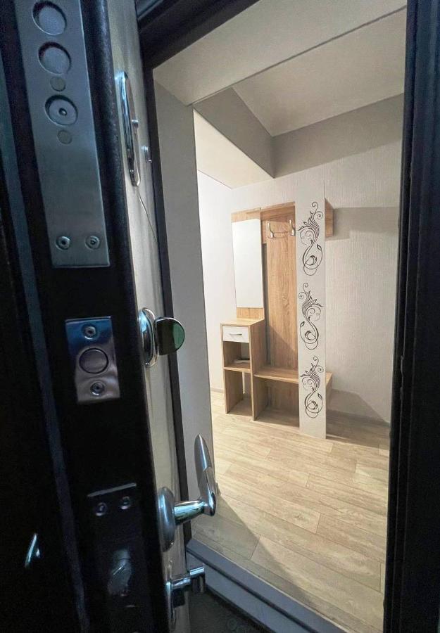 Apartment On Kievskaya Street Μπισκέκ Εξωτερικό φωτογραφία